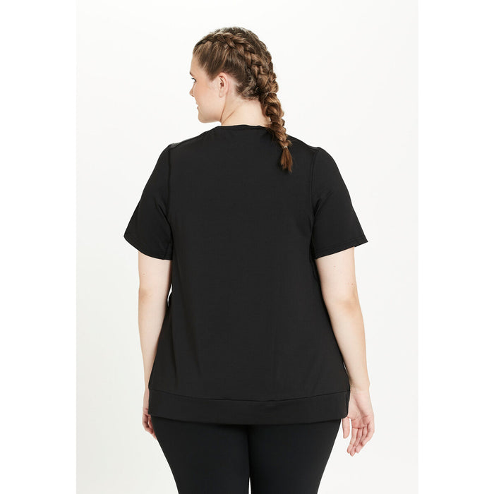 Q SPORTSWEAR Hella W S/S Tee T-shirt 1001 Black